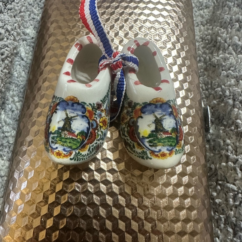 Delft Ceramic Clogs figurine about 2 in